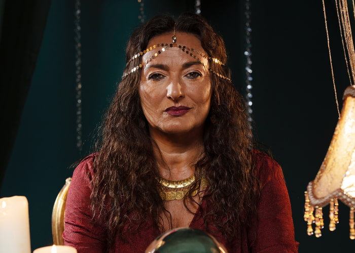 lectura con velas, símbolos, fuego sagrado, Tarot gratis, Tarot barato, El Sol, tarot y trabajo, tarot y amigos, tarot y oportunidades,