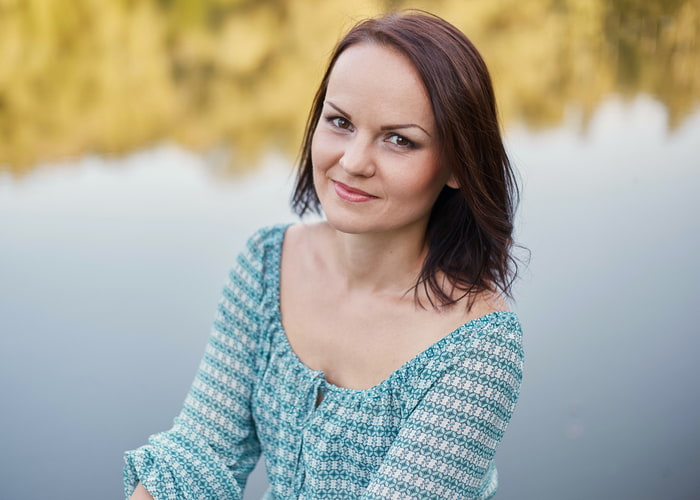 Selene, tarotista experta cartomante en Tarot de Marsella y vidente profesional