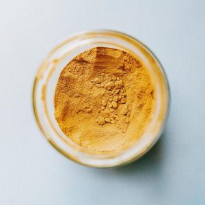 Resinas e incienso en polvo